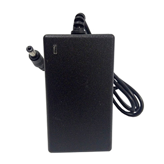 MEGACAR nabíjačka 12V 1500mA pre elektrické autíčka